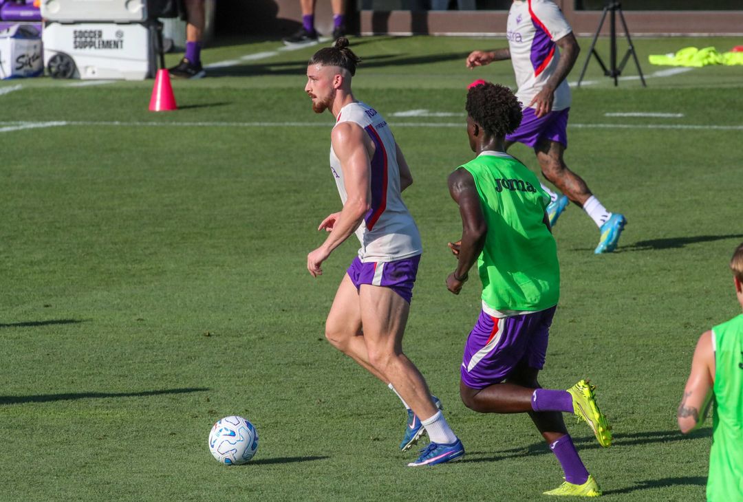 GALLERY – Prosegue la preparazione al Viola Park, le immagini più belle - immagine 10