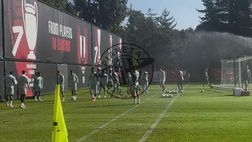 VIDEO – Milan-Bruges, allenamento di rifinitura: torello a Milanello