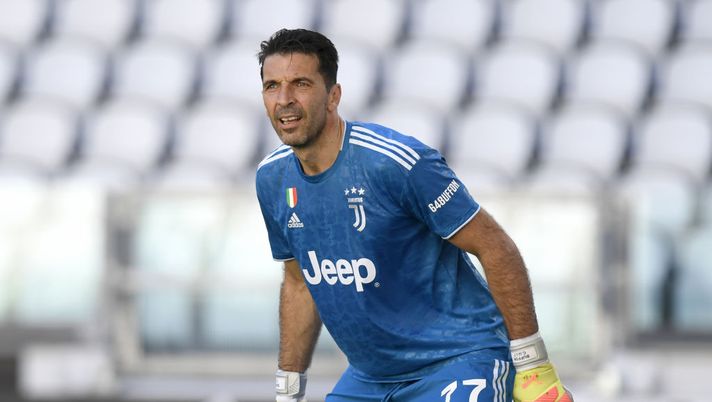 TURIN, ITALY - JULY 04: Gianluigi Buffon of Juventus looks on during the Serie A match between Juventus and Torino FC at Allianz Stadium on July 04, 2020 in Turin, Italy. (Photo by Filippo Alfero - Juventus FC/Juventus FC via Getty Images) Juve, Buffon salta il derby: un turno di squalifica per espressione blasfema - immagine 1