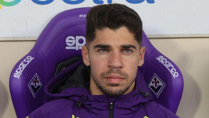 FLORENCE, ITALY - JANUARY 4: Manor Solomon of ACF Fiorentina looks on during the Serie A match between ACF Fiorentina and US Cremonese at Artemio Franchi on January 4, 2026 in Florence, Italy. (Photo by Gabriele Maltinti/Getty Images) Fiorentina, ecco cosa filtra sul rientro di Solomon: decisione presa per la Conference - immagine 1