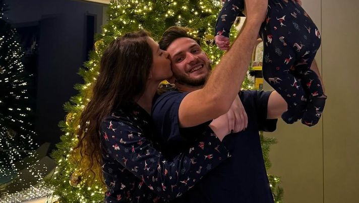 FOTO Capodanno a casa Kvaratskhelia, le splendide immagini pubblicate dal georgiano - immagine 1