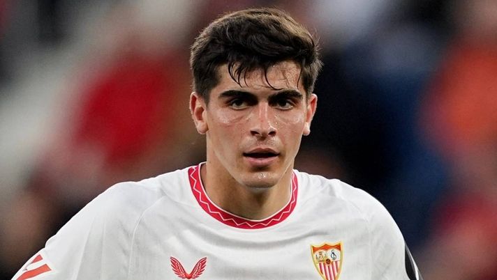 Calciomercato Milan, Pellegatti: 'Juanlu per sostituire Jimenez?'