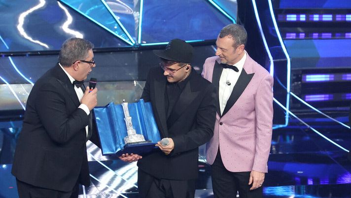 Sanremo, Geolier in vetta alla classifica provvisoria. Ma il pubblico fischia ancora - immagine 1