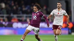 Burnley, guai per Mejbri: accusato di aver sputato ai tifosi del Leeds United