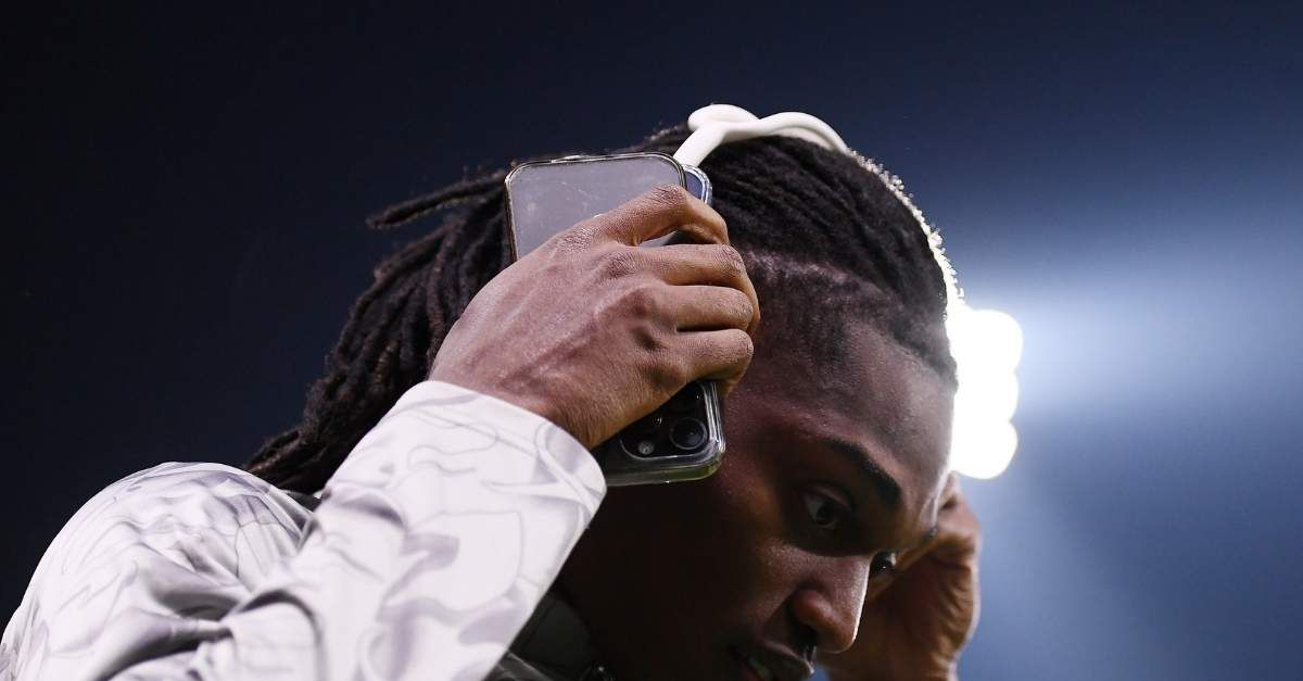 Leao prima di Parma Milan: “Giocare qui è difficilissimo. Campo piccolo, tifosi vicini”