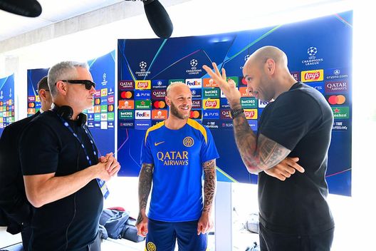 Getty Images Media day, Henry sbarca ad Appiano e abbraccia Thuram. L’Inter: “Questione di famiglia”- immagine 2