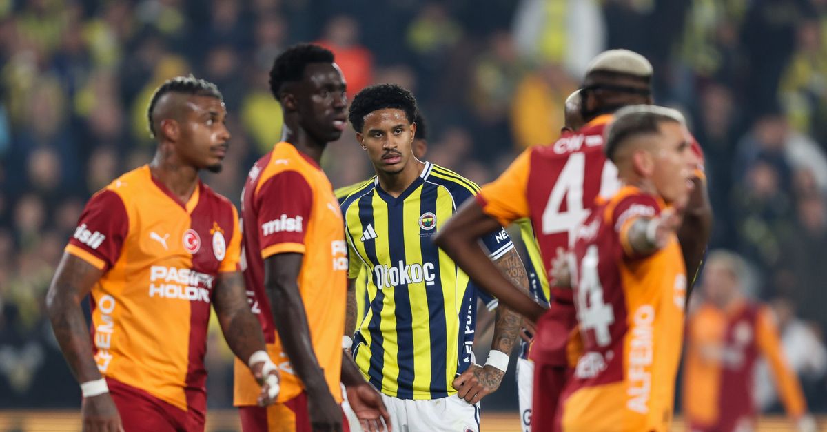 Turchia, continua l'incubo scommesse: arrestati anche due giocatori di Fenerbahce e Galatasaray