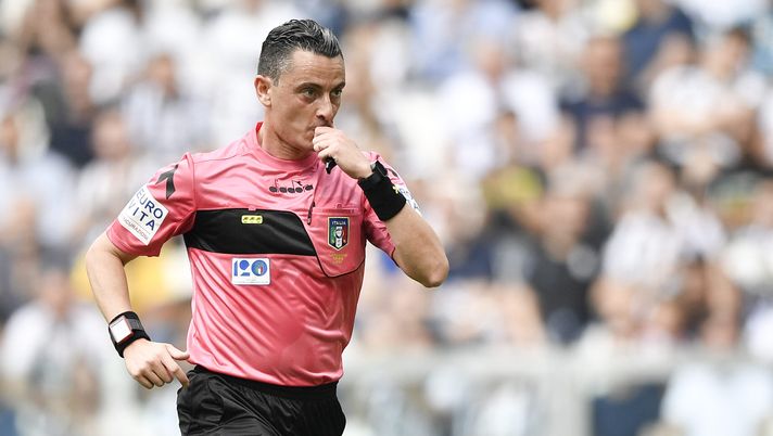 TURIN, ITALY - MAY 19: Riccardo Pinzani in action during the serie A match between Juventus and Hellas Verona FC at Allianz Stadium on May 19, 2018 in Turin, Italy. (Photo by Daniele Badolato - Juventus FC/Juventus FC via Getty Images) Lazio, il top player è… un arbitro! Pinzani alle direttive di Sarri - immagine 1