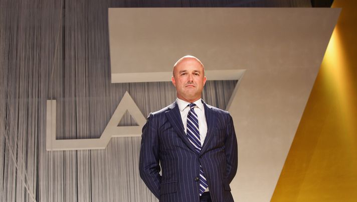 Nuzzi: “Sono furibondo con Leao! Lui fa le sue passeggiate invece dei gol” - immagine 1