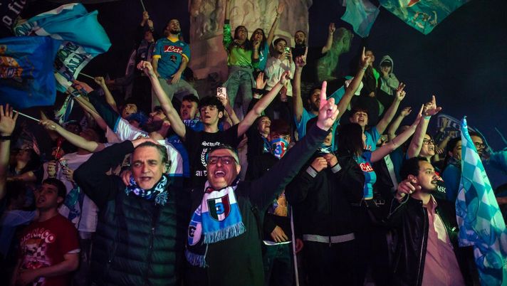 Napoli-Parma U16 tra insulti razzisti e rissa sugli spalti: la rovinano i genitori - immagine 1