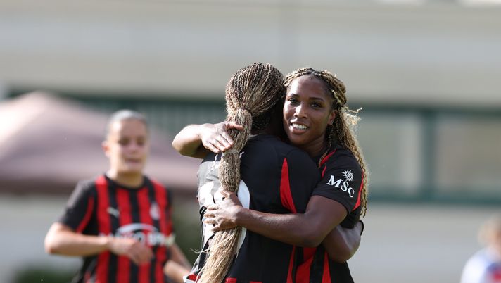 il-milan-femminile-vince-4-0-in-amichevole-contro-il-rangers-gol-e-sensazioni