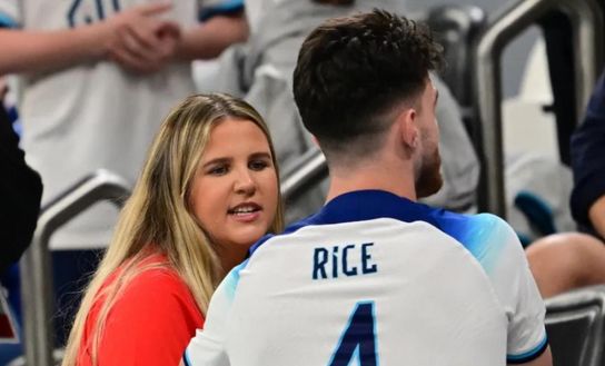 The Sun Body shaming in Premier. La moglie di Rice costretta ad eliminare tutte le foto- immagine 2