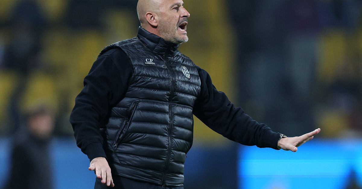 Italiano: "Sono partite che fanno crescere. Bravo il Napoli, usciamo a testa alta"