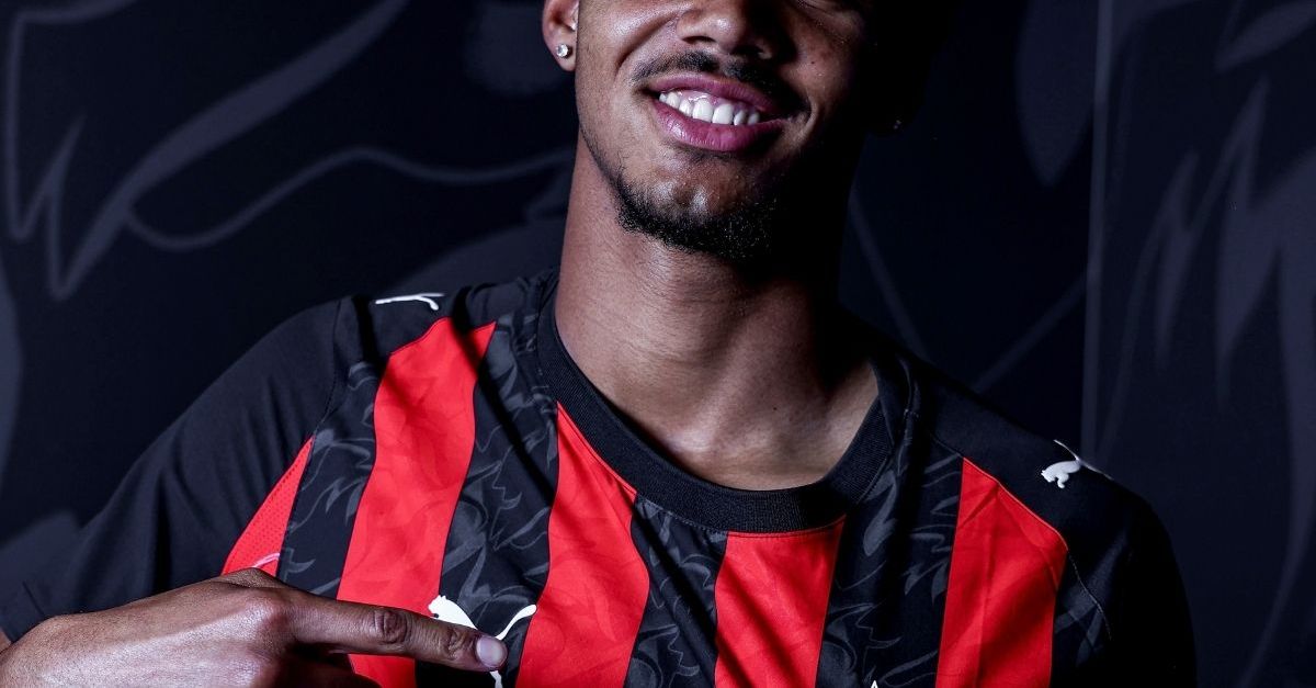 Milan, Odogu si presenta: “Non riesco ancora a realizzare cosa è accaduto” Milan, Odogu si presenta: “Non riesco ancora a realizzare cosa è accaduto”