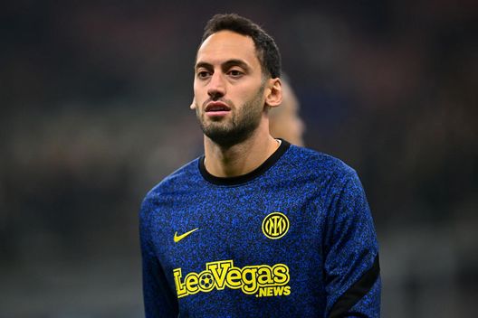 Calhanoglu stella più brillante dell’Inter: ora è il centrocampista più forte del campionato- immagine 3