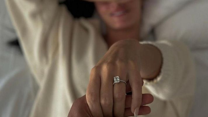 Paulo Dybala, proposta di matrimonio e anello alla sua Oriana Sabatini: “Per sempre” - immagine 1