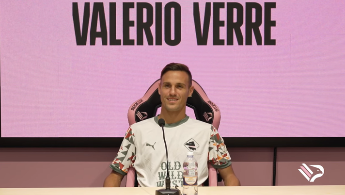 VIDEO Palermo, riecco Verre: “So bene il sogno dei tifosi. Ruolo e infortunio…” VIDEO Palermo, riecco Verre: “So bene il sogno dei tifosi. Ruolo e infortunio…” - immagine 1