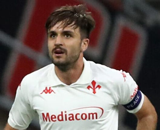 MILAN, ITALY - APRIL 05: Moise Kean of Fiorentina celebrates scoring his team's second goal during the Serie A match between AC Milan and Fiorentina at Stadio Giuseppe Meazza on April 05, 2025 in Milan, Italy. (Photo by Marco Luzzani/Getty Images) Luca Ranieri
