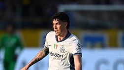 FLASH – Inter, Bastoni fuori al 45’: problema al ginocchio sinistro, cambio precauzionale