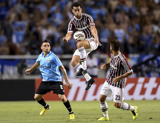 Rio de Janeiro, Brasile - 20 febbraio 2013: Fred, al centro, controlla il pallone durante la partita di Copa Libertadores tra Fluminense e Gremio. (Foto di Buda Mendes/LatinContent/Getty Images) Fluminense-Gremio, quando Fred segnò un poker nel 5-4 del 2011- immagine 2