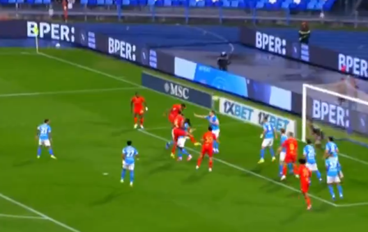 LIVE Napoli-Lecce 1-1: destro a giro di De Bruyne. Pallone a lato - immagine 3