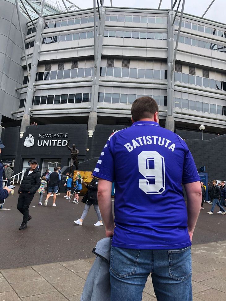 Cartoline da Newcastle: tifosi in festa, maglie vintage e… si rivede Boga- immagine 4