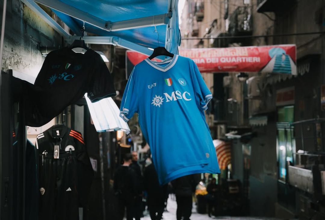 Il Chelsea si gode la bellezza di Napoli: scatti in giro per la città – LA GALLERY - immagine 8