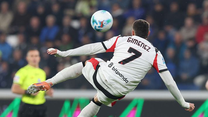 Milan, Giménez si ferma: “Da mesi sto giocando con un infortunio alla caviglia” - immagine 1