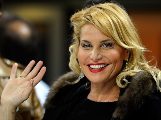 Getty Images Simona Ventura: “La Parietti ha aperto la strada alle donne del calcio. Io ero innamorata di…” - immagine 1