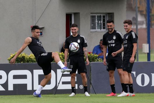 Argentina, Batistuta: “Lautaro o Alvarez? Scelta difficile, leader nei loro club. In Nazionale…”- immagine 3