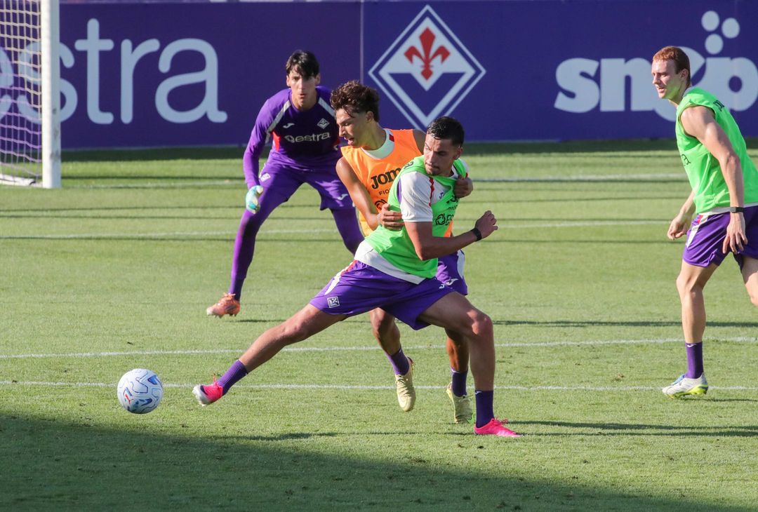 GALLERY – Prosegue la preparazione al Viola Park, le immagini più belle - immagine 8