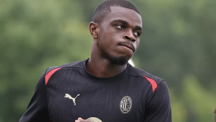Pierre Kalulu AC Milan allenamento Milanello