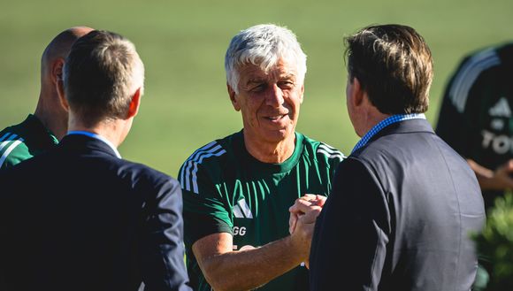 Roma, il piano dei Friedkin per “snellire” la società: vicina la fusione di 4 holding- immagine 2