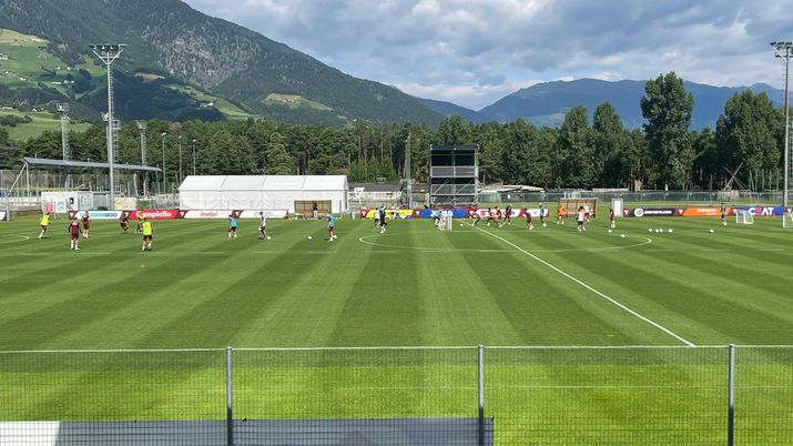 Torino a Prato allo Stelvio: Anjorin in gruppo con i compagni - immagine 1