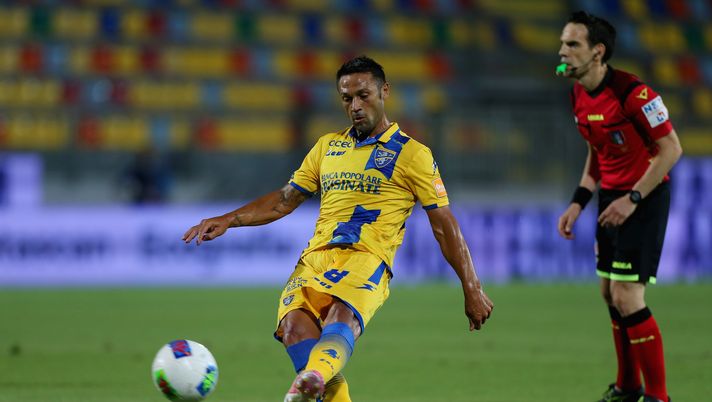 FROSINONE, ITALY - JULY 13: Camillo Ciano of Frosinone Calcio kicks the ball during the serie B match between Frosinone Calcio and SS Juve Stabia at Stadio Benito Stirpe on July 13, 2020 in Frosinone, Italy. (Photo by Paolo Bruno/Getty Images for Lega Serie B) Benevento