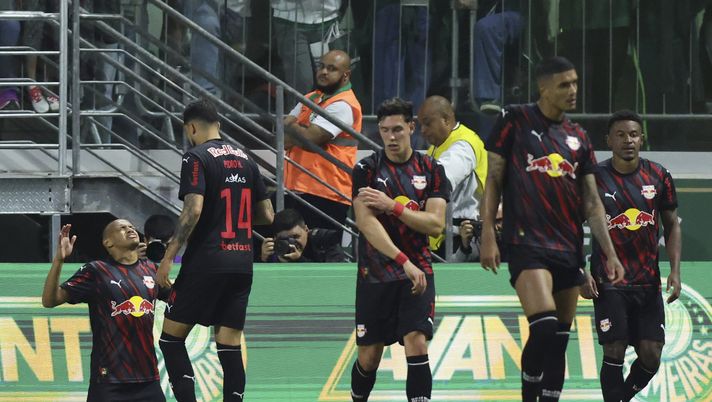 Choc in Brasile: insulti sessisti di un calciatore all’arbitro donna. L’accaduto - immagine 1