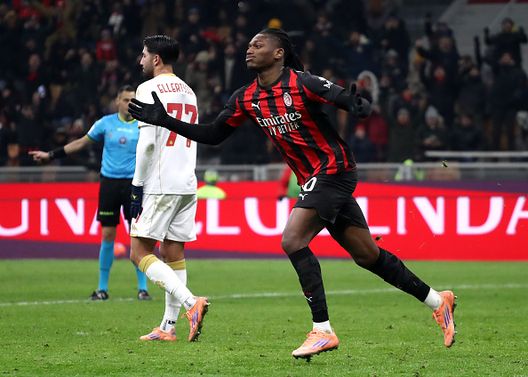 MILAN, ITALY - JANUARY 08: Rafael Leao Milan: la necessità di variare sistema di gioco contro le squadre piccole- immagine 3
