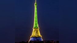 Neymar, la Tour Eiffel è verdeoro