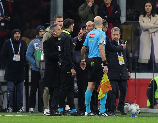 dal-secondo-di-sarri-al-team-manager-di-cesc-tutti-famosi-con-allegri