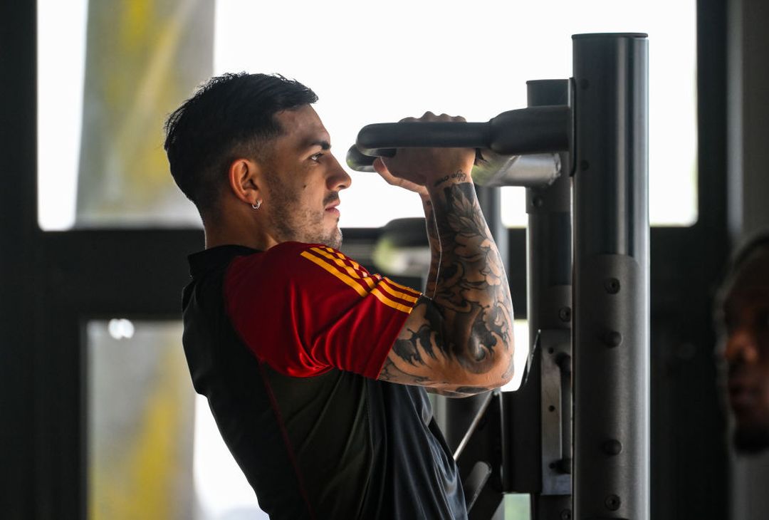 Roma, allenamento tra palestra e campo a Monzello: Dybala c’è – FOTO GALLERY - immagine 18