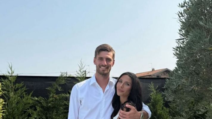 Milan, Matteo Gabbia si è sposato: il cuoco è il vincitore di Masterchef Italia  gabbia-milan-matrimonio-francesco-aquila
