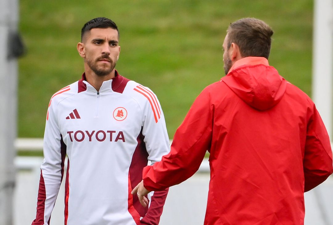 Ritiro Roma, Dovbyk scalda i motori: le indicazioni di De Rossi – FOTO GALLERY - immagine 67