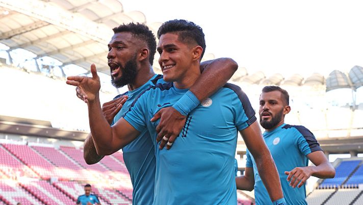 KASHIMA, JAPAN - JULY 25: Luis Palma #17 of Team Honduras celebrates with teammate Jorge Benguche #9 after scoring their side's first goal during the Men's First Round Group B match between New Zealand and Honduras on day two of the Tokyo 2020 Olympic Games at Ibaraki Kashima Stadium on July 25, 2021 in Kashima, Ibaraki, Japan. (Photo by Atsushi Tomura/Getty Images) Derby di mercato a Glasgow: il Celtic soffia Luis Palma ai Rangers - immagine 1