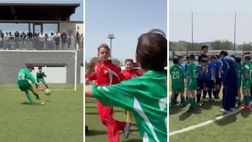 Segna il rigore poi rimprovera i compagni: il gesto di un bambino | VIDEO
