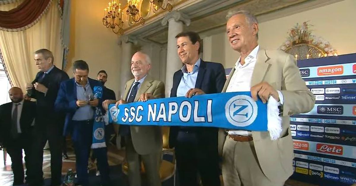 FOTO De Laurentiis E Garcia In Missione Per Difendere Napoli: Lo Scatto ...