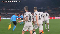 Roma-Bayer Leverkusen, rissa dopo il gol di Andrich | VIDEO