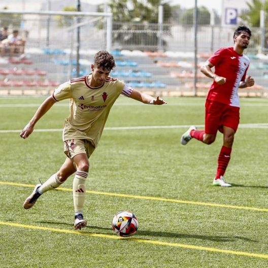 Antonio Vera Carrillo 'Totti' con la maglia del Real Murcia Antonio Vera Carrillo 'Totti'
