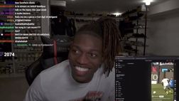 Leao show su Twitch: Maignan in chat, Saelemaekers collegato e spunta la Boniface dance