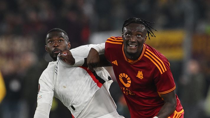 Mercato Roma, contatti in corso tra Abraham e il Milan: la situazione - immagine 1