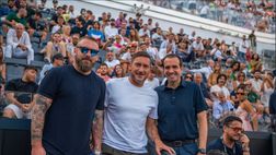 Totti e DDR con Lippi. E cantano al piano bar